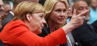 Angela Merkel erhält Verdienstorden von Mecklenburg-Vorpommern