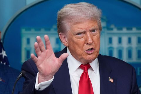 Angst vor Trump-Chaos: Privatanleger ziehen Konsequenzen