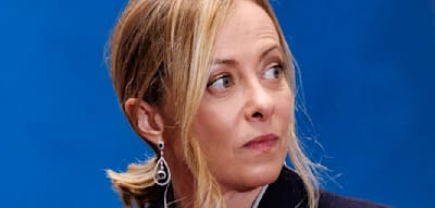 „Mit aller Härte bestrafen“ – Meloni ist empört über gestohlene Frauenfotos
