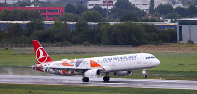 Deutschland lässt Afghanen einreisen – Flugzeug mit 47 Personen gelandet