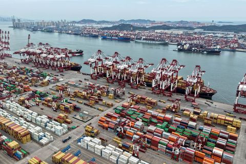 Chinas Exporte in die USA brechen im August ein