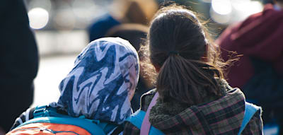 Hessischer CDU-Minister für „ernsthafte“ Prüfung von Kopftuchverbot an Schulen