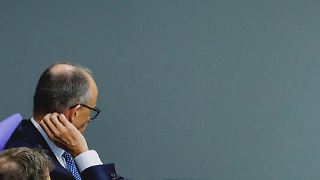 Union kommt nicht aus dem Tief, Merz auch nicht