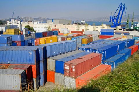 China-Schmuggel mit E-Bikes und Kleidung – 2400 Container beschlagnahmt