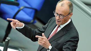 Merz lässt Weidel-Tirade abperlen und wendet sich mit Bitte an Bürger