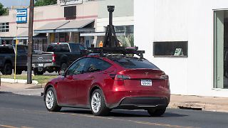 Teslas sollen sich in Notsituationen leichter öffnen lassen