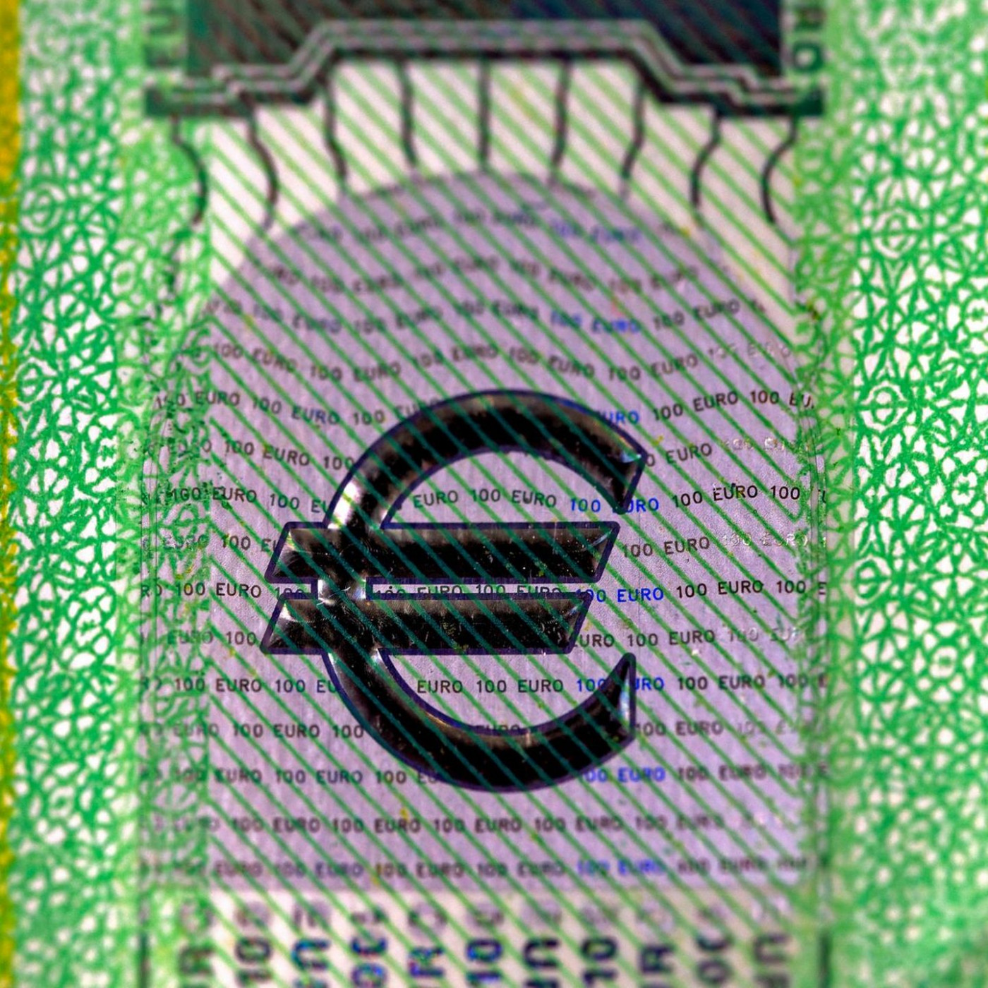 Tagesgeld bei ausländischer Bank: Das sollten Sparer beachten