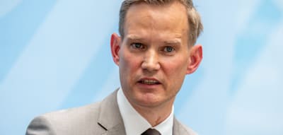 Streeck fordert Selbstbeteiligung von Patienten – Merz spricht von „zweifelhaftem Europa-Rekord“