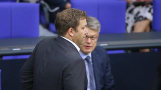 Verkehrsminister Schnieder verlangt mehr Geld von Klingbeil
