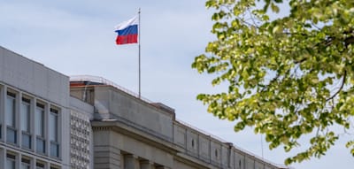 AfD-Bundestagsabgeordnete führt Wahlkreisgruppe in russische Botschaft