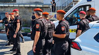 Verdacht auf geplante Unruhen - Behörden durchsuchen 250 Objekte