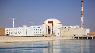Russland baut vier Atomkraftwerke im Iran