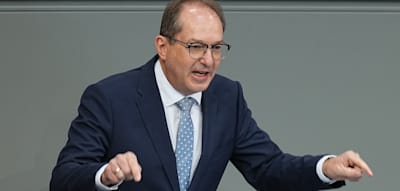 Dobrindt verhandelt mit Taliban über Abschiebung von Gewalttätern