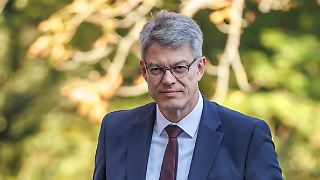 Merz beruhigt: Verkehrsminister Schnieder geht es gut