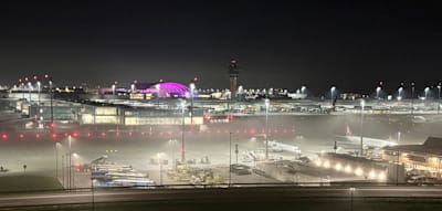 Betrieb im Flughafen München läuft wieder an – Tausende verbrachten Nacht in Terminals