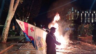 Tausende Georgier protestieren gegen prorussische Regierung