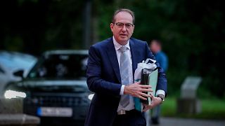 Mitarbeiter Dobrindts trafen sich mit Taliban-Vertretern