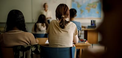 „Jedes Jahr ein großes Fußballstadion“ – Immer mehr Menschen verlassen die Schule ohne Abschluss