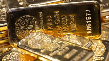 Gold knackt 4.000-Dollar-Marke - DAX ohne Schwung