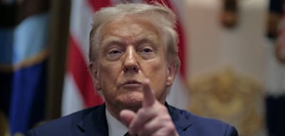 Trump kündigt hohe Zölle gegen China an – Aktienmärkte rutschen ins Minus