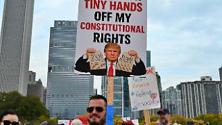 Trump nennt Massenproteste gegen ihn einen "Witz"