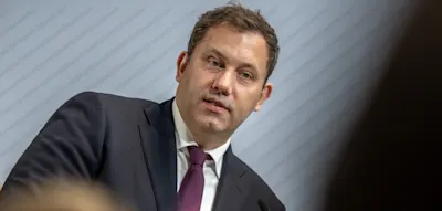 Steuerschätzer gehen von 100 Milliarden Euro mehr Staatseinnahmen aus