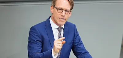 CDU-Politiker sieht „krasse Indizien“ für Spionageverdacht – und fordert Konsequenzen für AfD