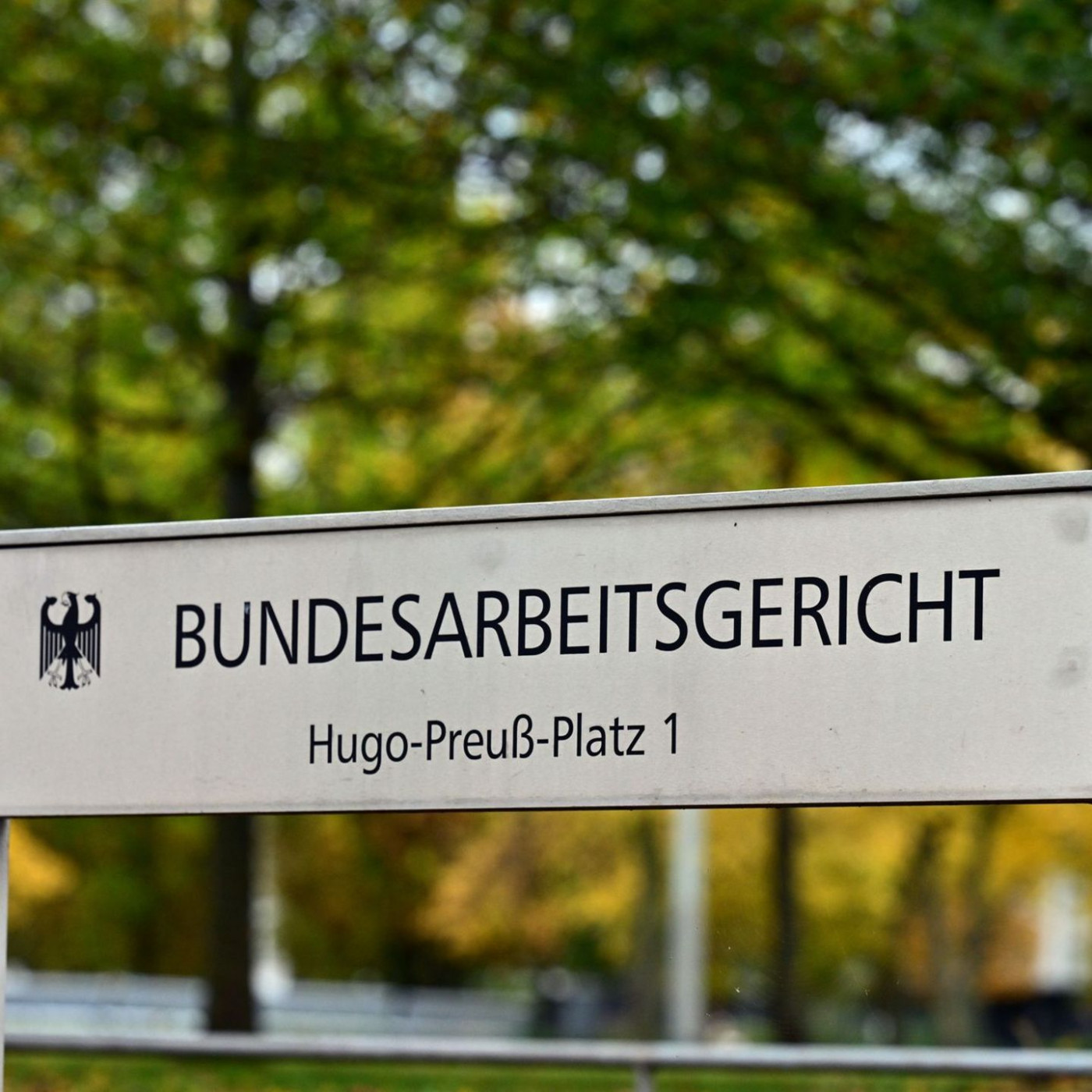 Vergleich mit Spitzenverdiener? - Urteil stärkt Frauenrechte