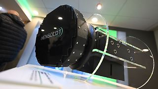 Hensoldt schwimmt in Aufträgen