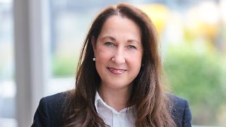 Iris Stalzer will einen Monat nach Messerangriff ihr Bürgermeisteramt antreten