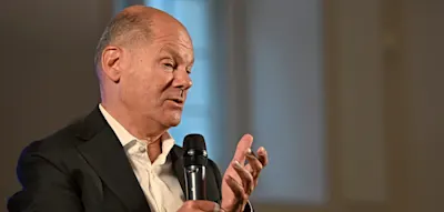 Scholz' leer stehende Wohnung wird rund um die Uhr bewacht – den Steuerzahler kostet das Millionen