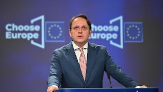 EU-Abgeordnete: Von der Leyen soll ungarischen Kommissar feuern