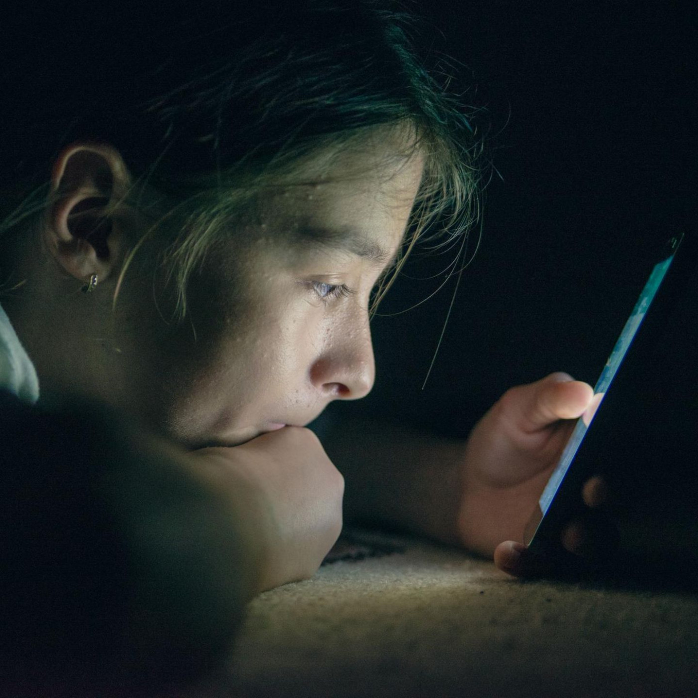 Lea, 12 Jahre, Bildschirmzeit 12 Stunden täglich