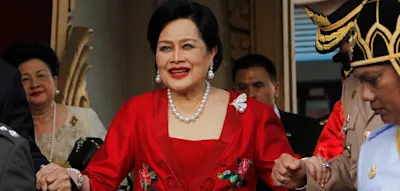„Asiens Jackie Kennedy“ – Thailands frühere Königin Sirikit stirbt im Alter von 93 Jahren