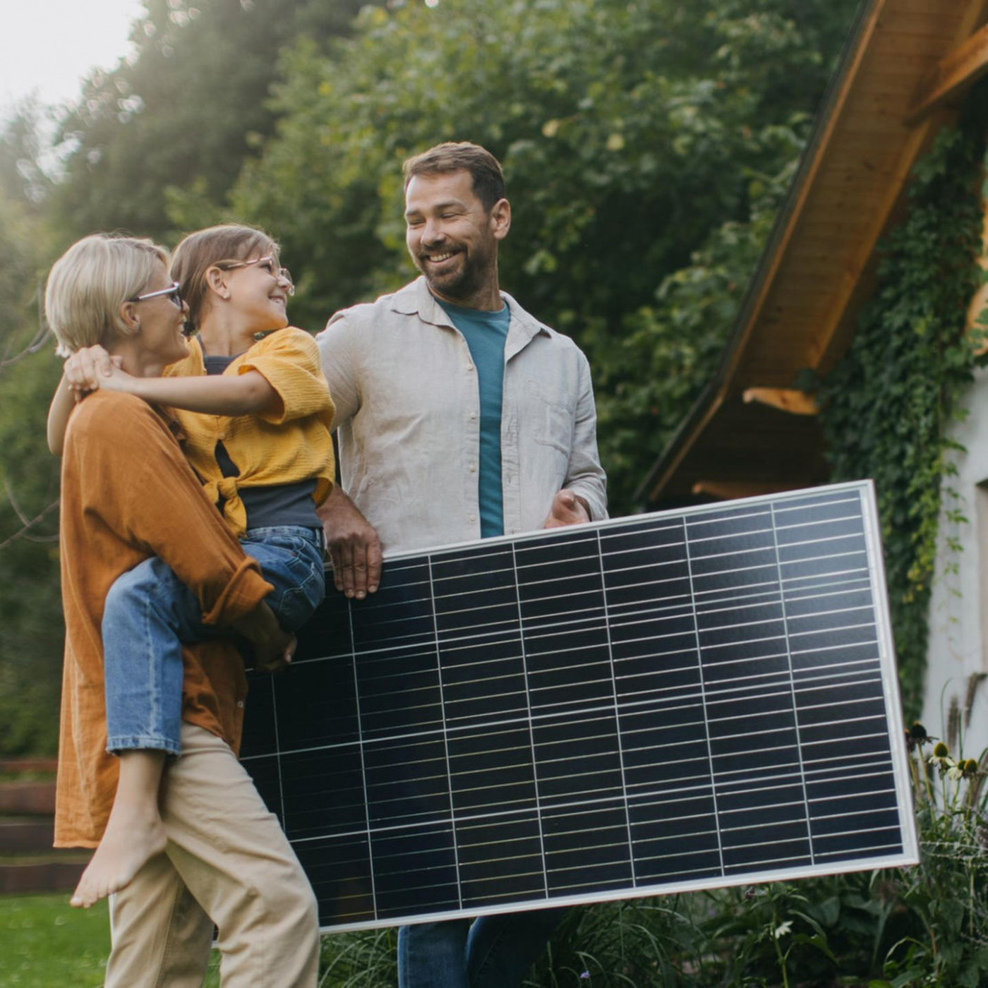 Balkonkraftwerk für unter 400 Euro: Lohnt sich das?