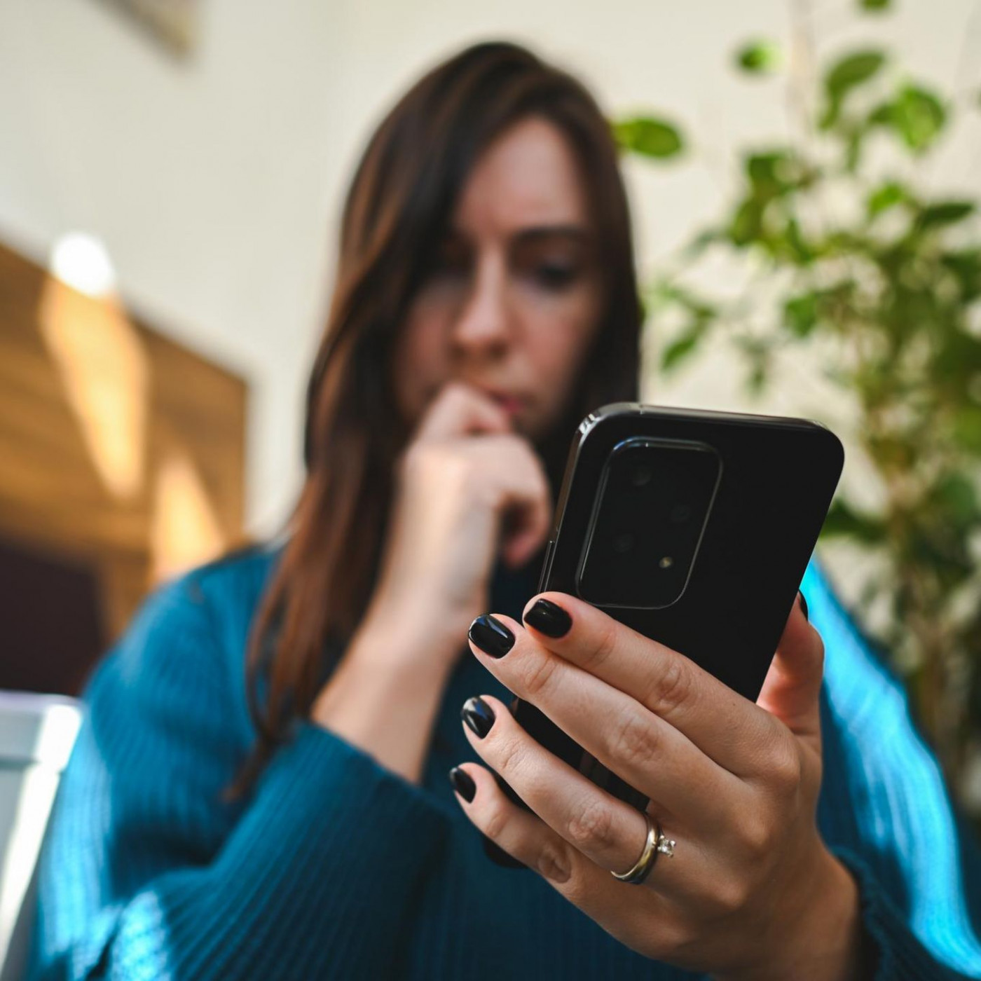 Grüner Punkt im Smartphone-Display – darum müssen Sie nun aufpassen