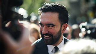 Linker Mamdani fordert Trump vor dessen Tür in New York heraus