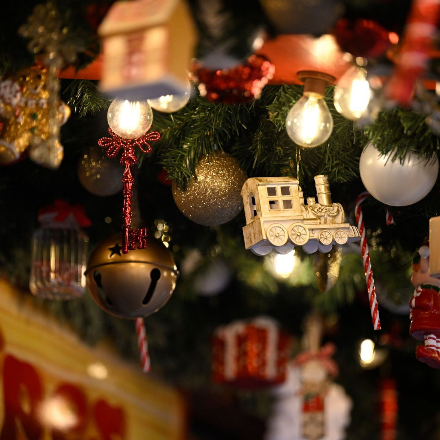 Oh du Sparsame! Wird die Geschenksuche zur Schnäppchenjagd?