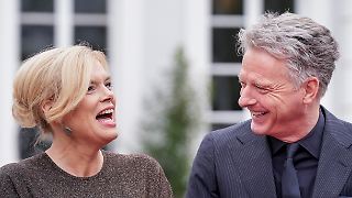 Moderator sucht Frau: "Love Island" im Regierungsviertel