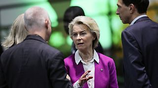 Von der Leyen reist mit abgeschwächten Klimazielen nach Brasilien