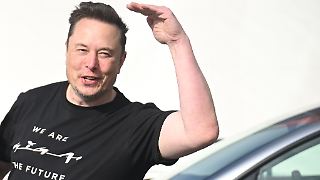 Tesla-Aktionäre billigen Billionen-Paket für Elon Musk