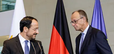 „Weil sie im Land gebraucht werden“ – Merz fordert strengere Ausreiseregeln für junge Ukrainer