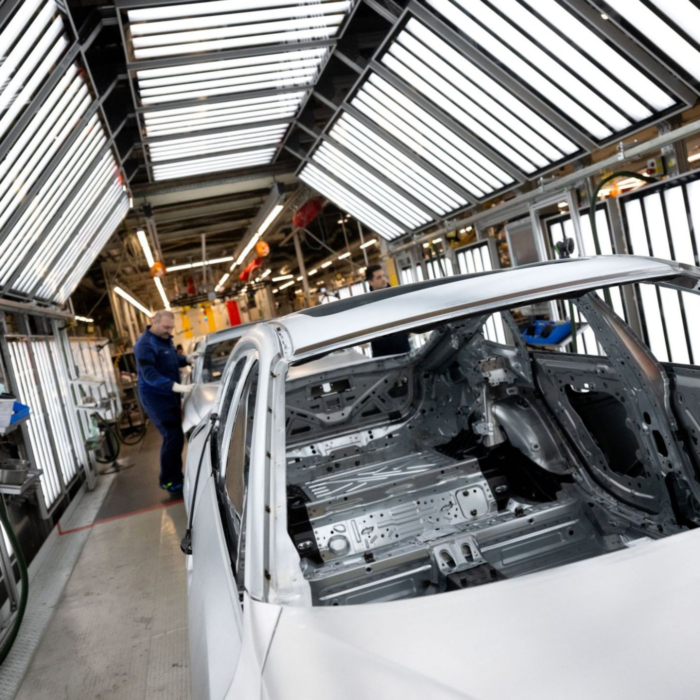 Unternehmen verlagern Zehntausende Jobs ins Ausland