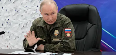 Kreml veröffentlicht Video mit Putin in Tarnuniform – „Das Volk Russlands hofft auf uns“