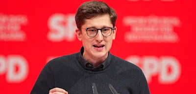 Streit um die Rente &ndash; Juso-Chef bezeichnet JU-Vorschlag als &bdquo;ziemlich langweilig&ldquo;