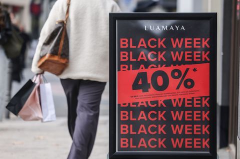 Black Friday - der große Kaufrausch und die Droge Rabatt