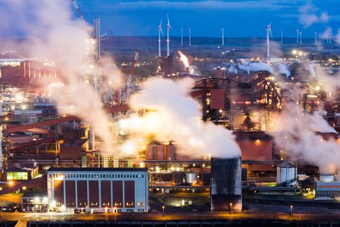 Industriepräsident sieht Standort "im freien Fall"