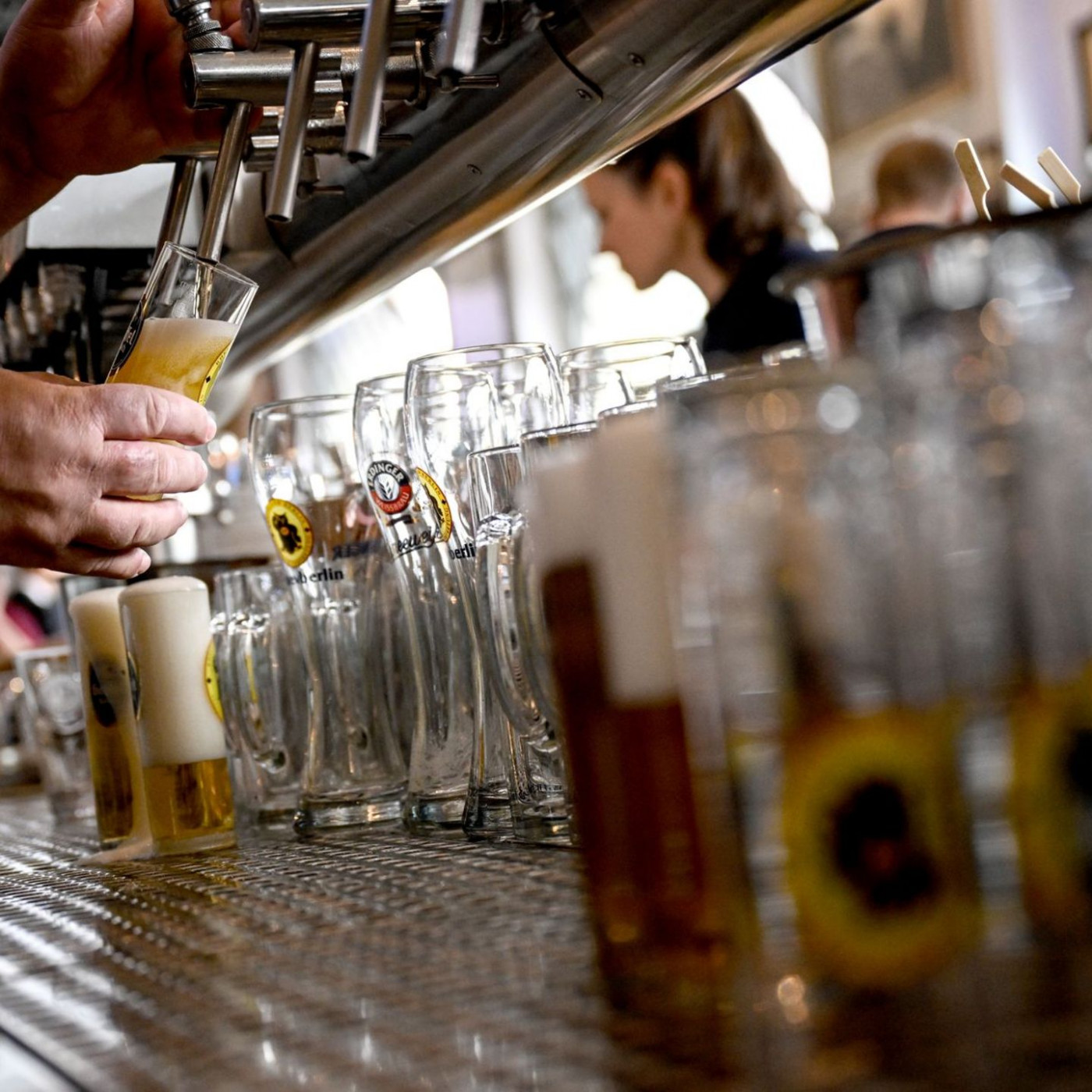 Firma wollen wegen Mindestlohnerhöhung Jobs abbauen