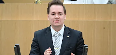 „Einmal kurz die Fresse halten“, schreit der AfD-Abgeordnete den CDU-Politiker an