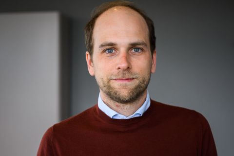 Rossmann kritisiert den Umgang mit dm im Streit um AfD